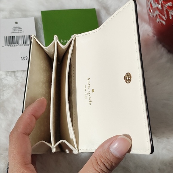 Kate spade red snap bifold wallet - Picture 3 of 4